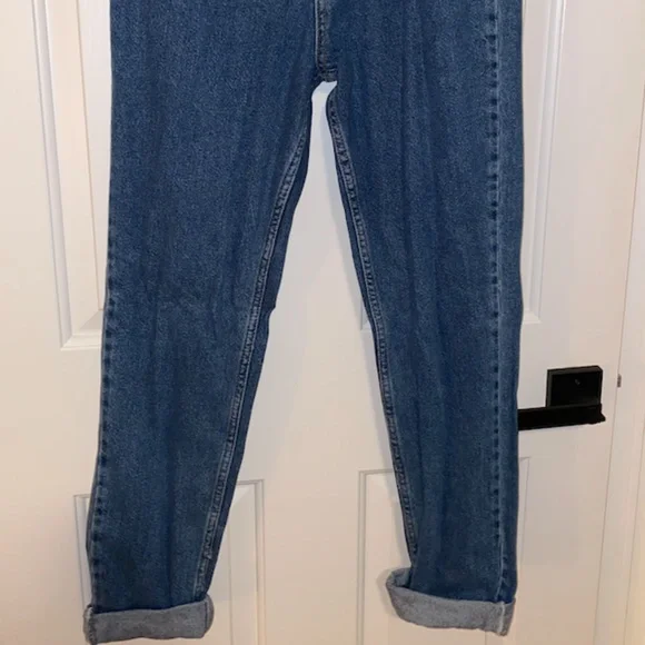 Nasty Gal Mom Jeans - Picture 2 of 3